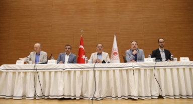 Bakan Özhaseki Deprem bölgesindeki İl Müdürleriyle bir araya geldi