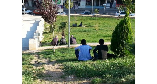 ADIYAMAN KALESİ VATANDAŞLARIN UĞRAK YERİ OLDU.
