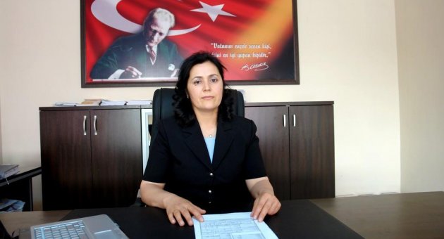 GAZETECİ YAZAR- FATMA ULUBEY ÖĞRETMENLER GÜNÜ KUTLAMA MESAJI