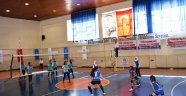 Okullar Arası Yıldız Kızlar Ve Erkekler Voleybol Grup Müsabakaları Start Aldı